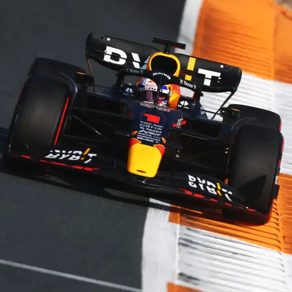 1:43 RB18 GP Zandvoort 2022 – Winnaar Max Verstappen – Schaalmodel – Red Bull Racing | Verstappen.com