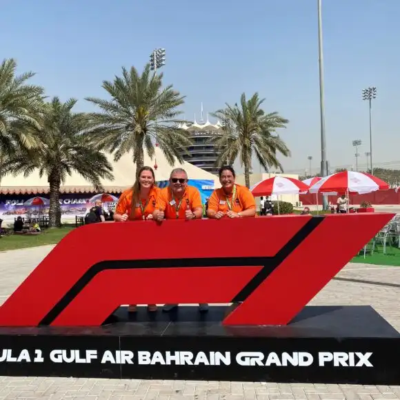 Formule 1 Bahrein per Oranje Charter | Corendon