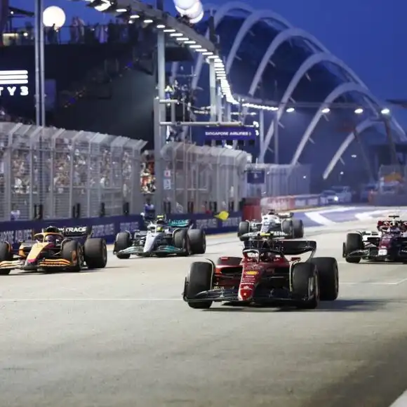 GP Singapore – Zondag 2025 | P1 Travel